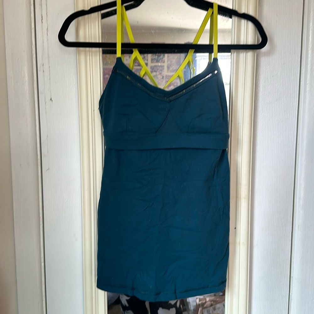 Lululemon Size 6 Strappy Women's Yoga Top!